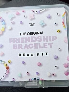 Friendship Bracelet Bead Kit